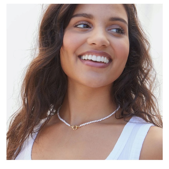 Gorjana Jewelry - ✨ Gorjana Parker Pearl Necklace